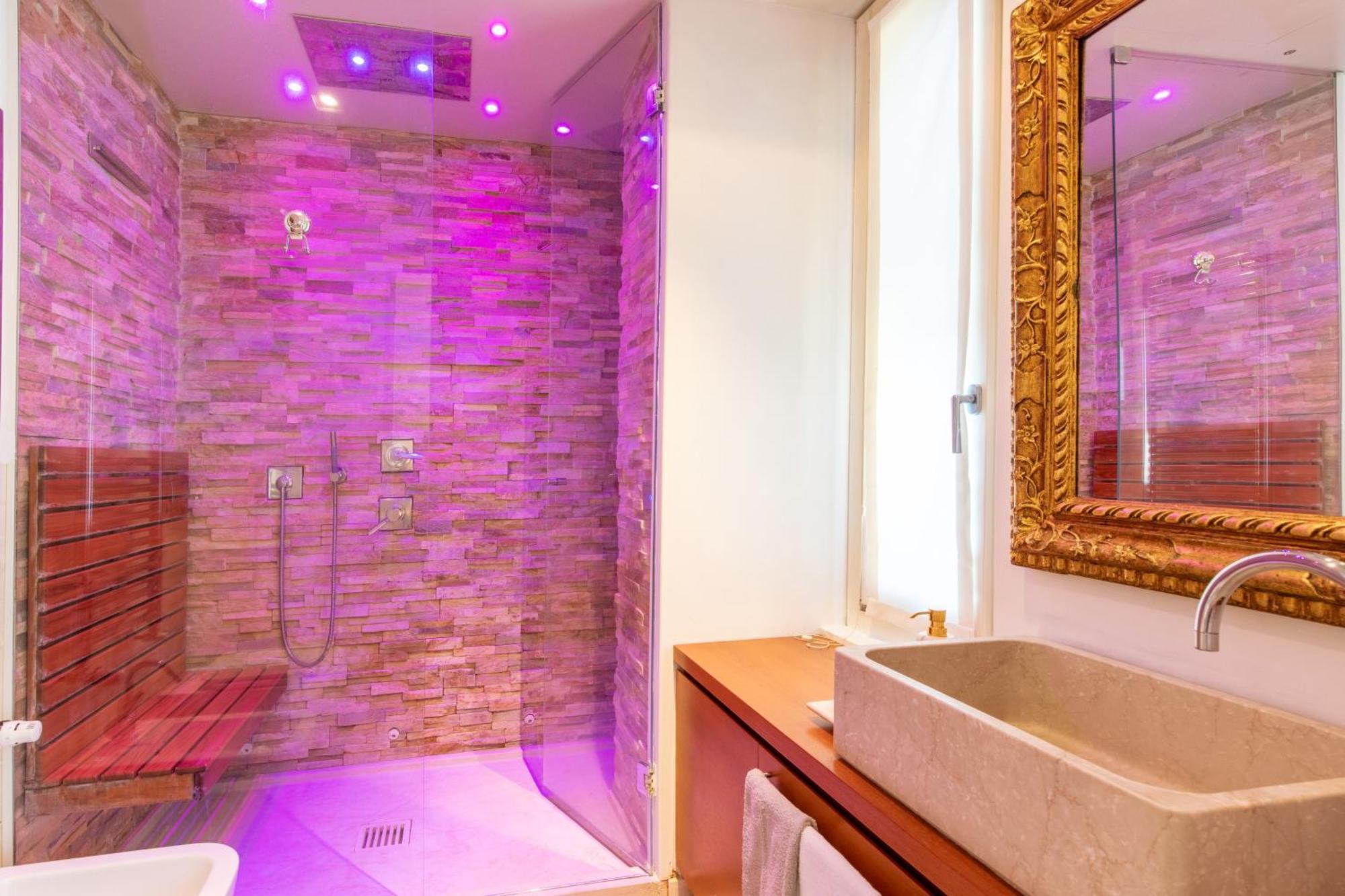Porta Venezia- Design Apartment, 2-Bedrooms, Netflix, Wifi Мілан Екстер'єр фото
